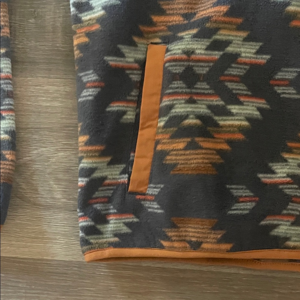 Cinch Women’s Multicolor Aztec Button Pullover - image 6